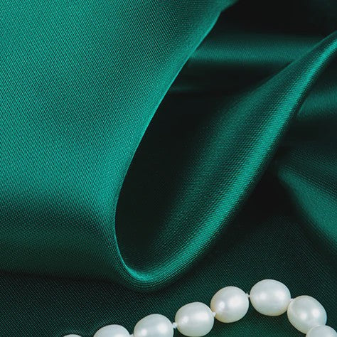 Zacht Satijn Stof - 34 Kleuren - Decoratie, Kleding & DIY Projecten