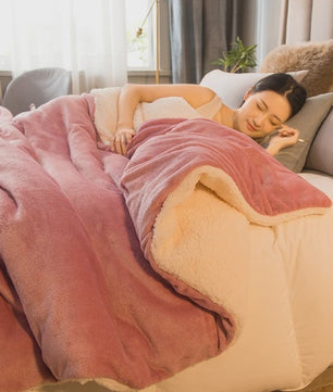 Luxe Dubbelzijdige Wol Pluche Deken - Warm & Comfortabel voor Bed, Bank & Camping