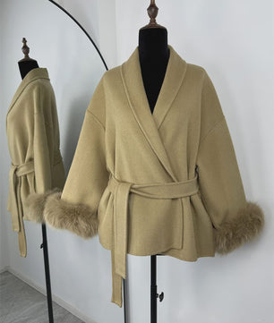 Luxe Dames Woljas met Bontkraag en Riem - Kort & Elegant