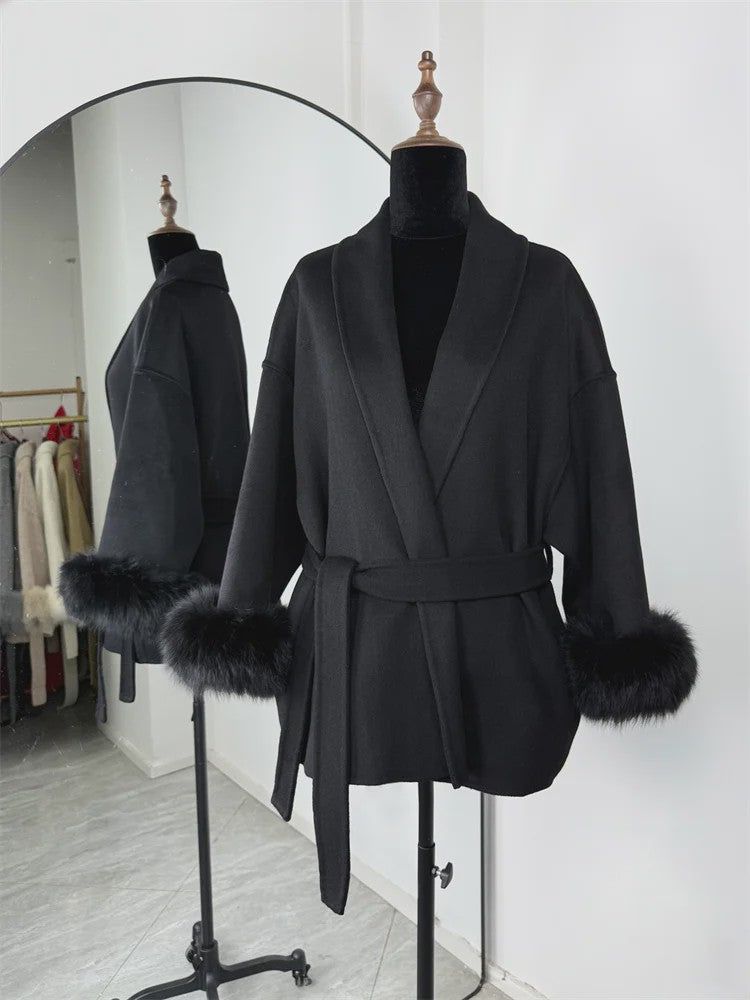Luxe Dames Woljas met Bontkraag en Riem - Kort & Elegant