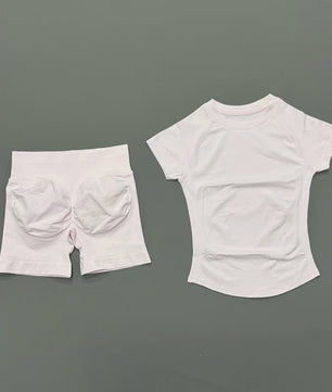 Seamless Sportset Dames: Yoga Top met Korte Mouw & Fitness Shorts