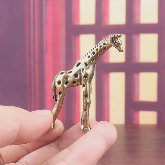 Koperen Giraffe Figuur - Decoratief Ornament voor Huis en Thee Ceremonie