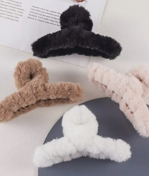 Set van 4 Elegante Pluche Haarclips met Faux Fur - Stijlvolle Haaraccessoires voor Dames & Meisjes