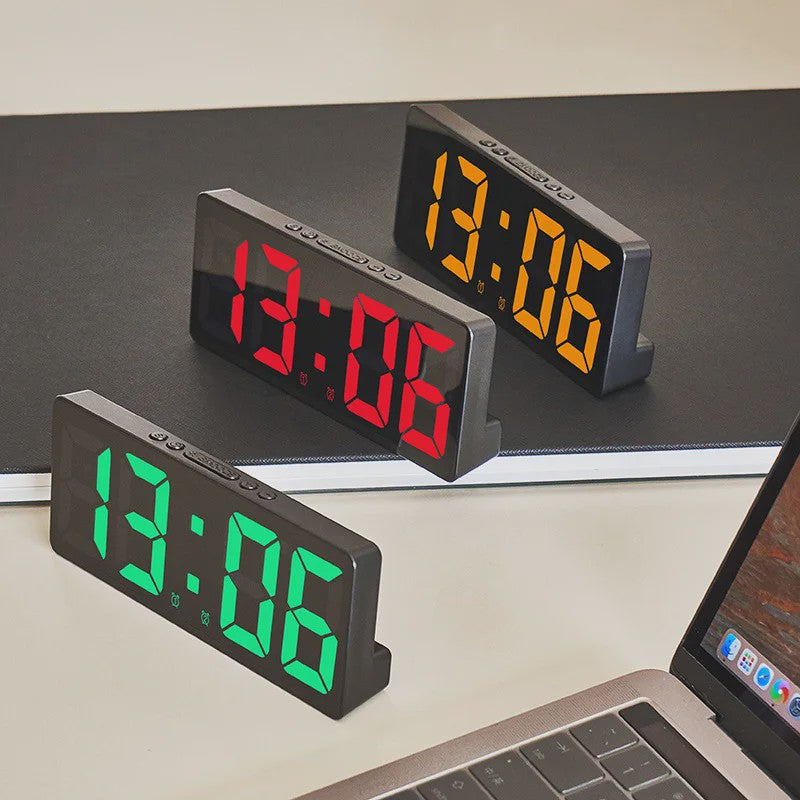 Digitale Wekker met Spraakbediening, Temperatuurweergave en Nachtmodus