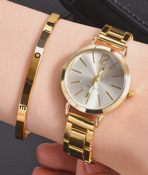 Luxe Dameshorloge Set met Minimalistische Wijzerplaat en Goudkleurige Armband - Stijlvol Quartz Polshorloge