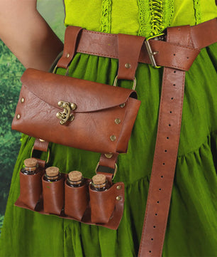 Middeleeuwse Lederen Riem met Flesjeshouder en Portemonnee - Cosplay & LARP Accessoire