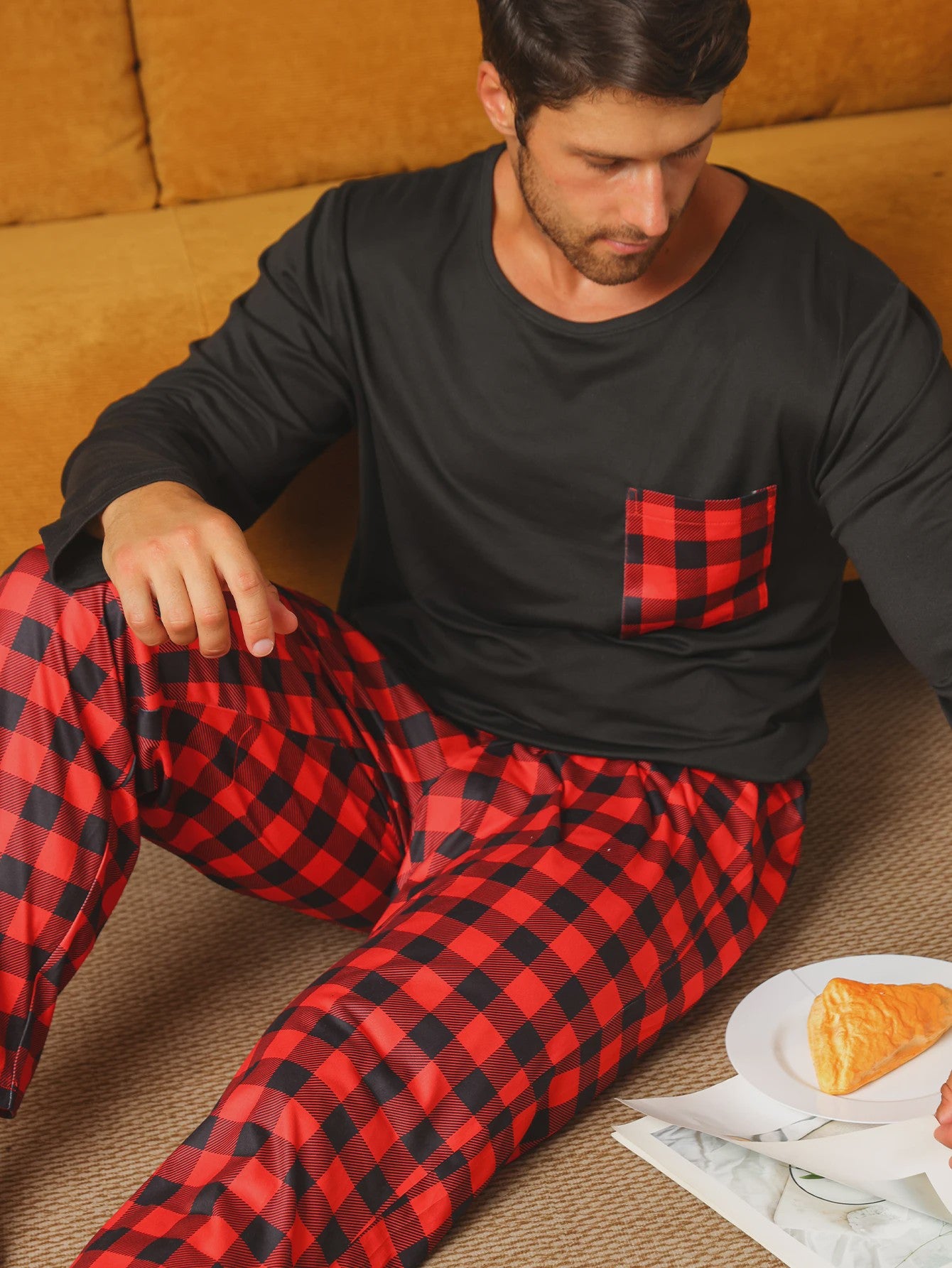 Heren Pyjama Set: Comfortabele Lange Mouwen & Ruitjes Broek voor Herfst/Winter