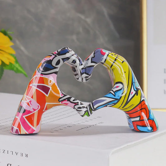 Hart Handen Sculptuur - Unieke Resin Decoratie met Abstracte Print