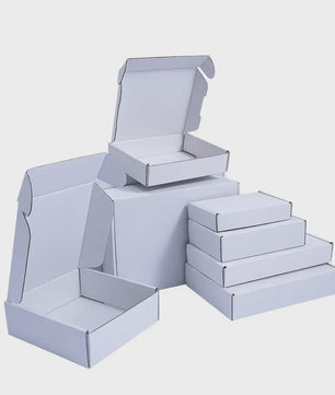 Set van 10/30 Luxe Kartonnen Cadeauboxen - Wit & Bruin, Diverse Maten