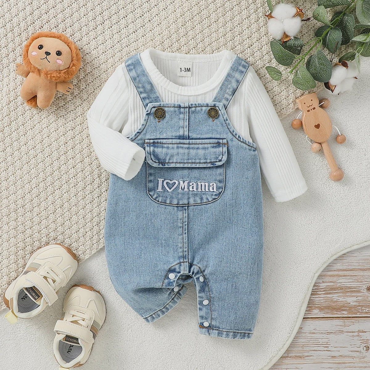 Schattige Baby Kleding Set: Longsleeve Top & Denim Tuinbroek met 'I Love Mama' Print