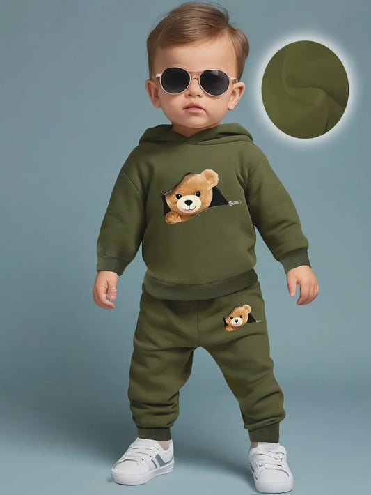 Schattige Baby Jongens Set: Fleece Sweater met Beerprint en Joggingbroek