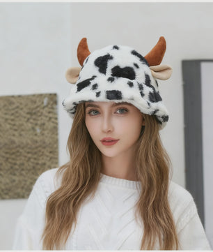 Warme Koeienprint Bucket Hat met Hoorns - Fleece Gevoerd & Verdikt voor de Winter
