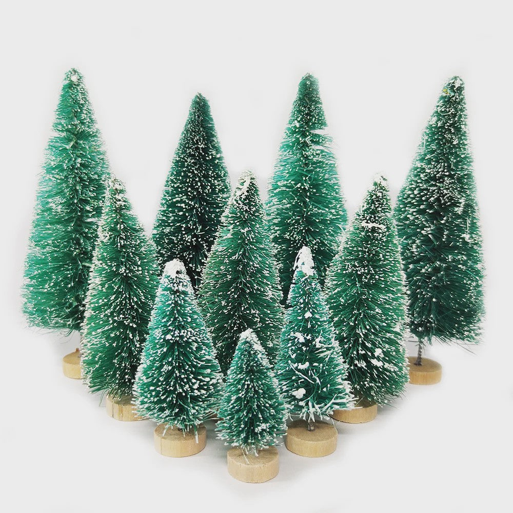 Set van 5 of 8 Mini Kerstboompjes - Tafeldecoratie met Houten Voet