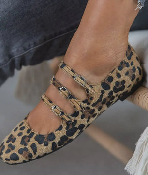 Dames Platte Schoenen met Luipaardprint, Drie Gespen en Ponyhaar Textuur