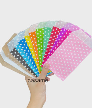 Kleine Kraft Papieren Zakjes met Stippen - Set van 10, 25 of 50 stuks - Ideaal voor Feestjes, Cadeaus en Kaarten