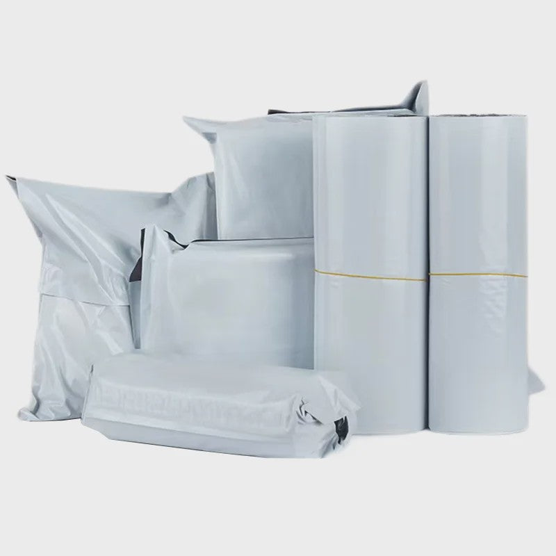 50x Witte Verzendzakken - Sterk Polyethyleen, Zelfklevend, Waterdicht - Ideaal voor Post en Koeriers