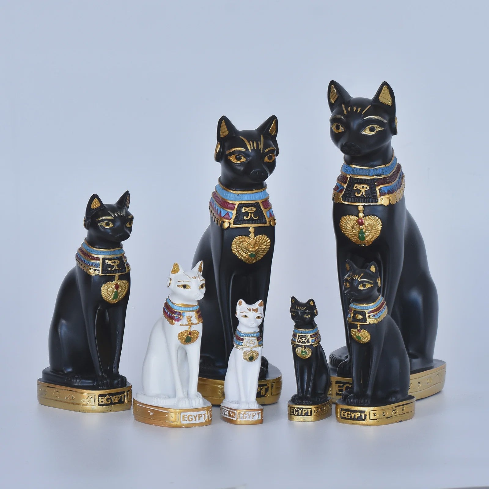 Elegante Egyptische Kattenbeeldjes - Retro Stijl & Sfeervolle Decoratie