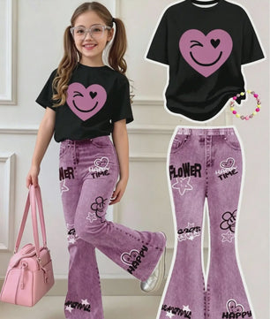 Zomerse Outfit Meisjes: Zwarte Top met Smiley Print & Paarse Flared Broek met Tekst - 2-delige Set