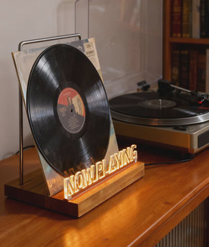 Retro Houten "Now Playing" Vinyl Platenstandaard met Neon LED Verlichting