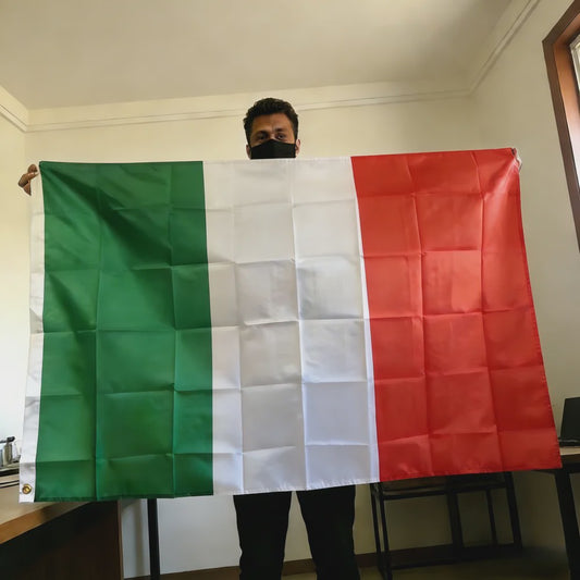 Italiaanse Vlag 150x90cm - Duurzaam Polyester, Dubbel Gestikt