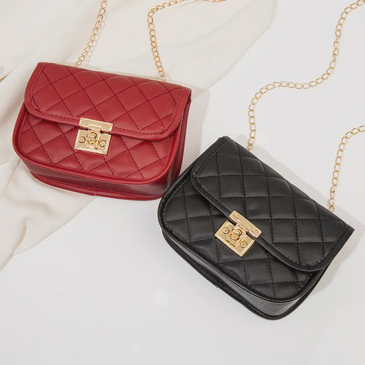 Chique Dames Schoudertas met Diamantstiksel en Gouden Ketting - Elegant & Compact