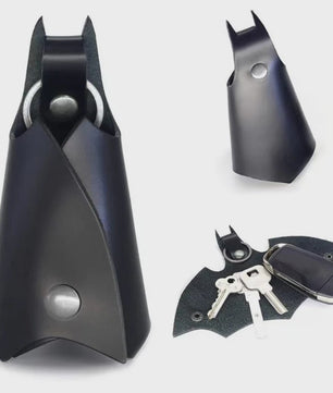 Stoere Batman Bat-vormige Leeren Sleutelhanger voor Auto, Tas & Taille - Uniseks Accessoire