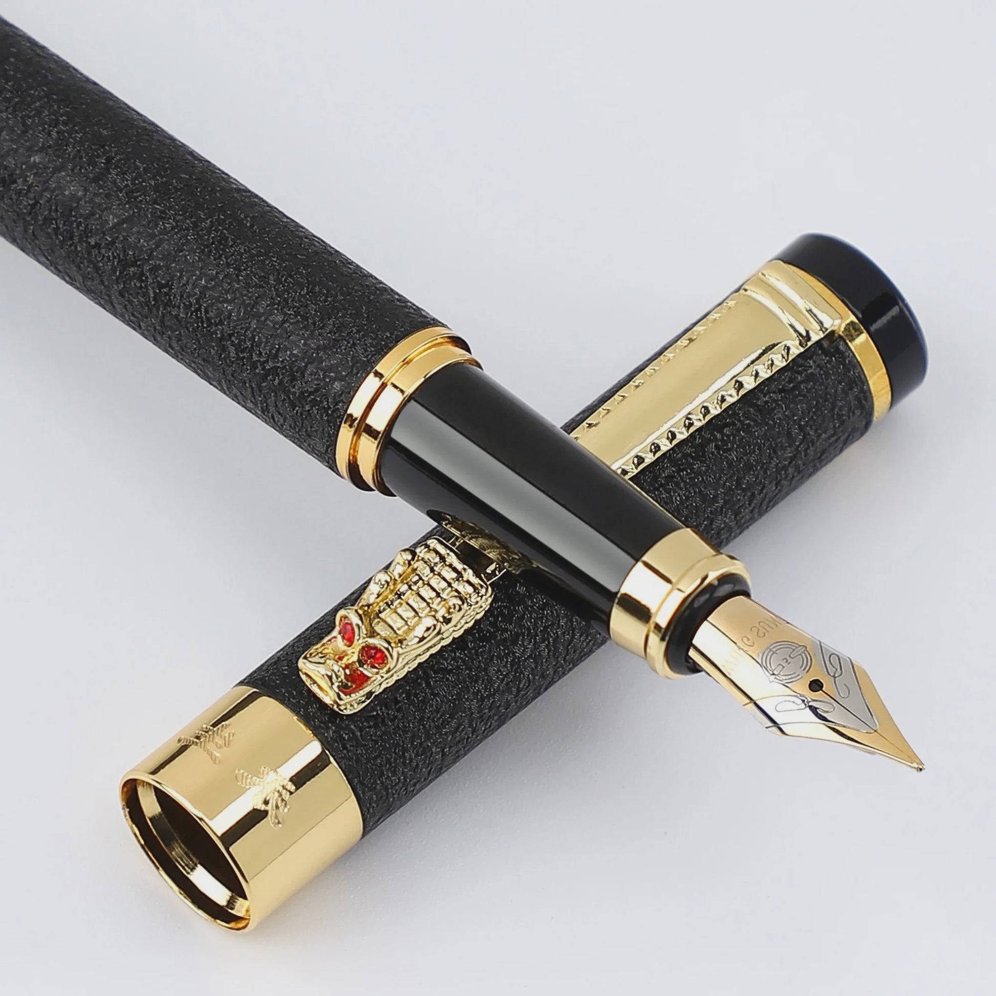 Luxe Metalen Vulpen met Iridium Punt (0.5mm) - Stijlvol Schrijven voor Kantoor en School
