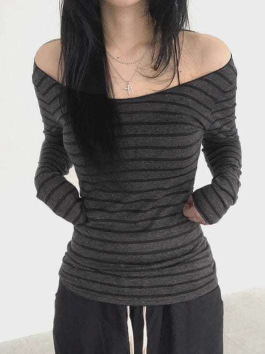 Dames Off-Shoulder Gestreept T-shirt met Lange Mouwen - Y2K Street Style