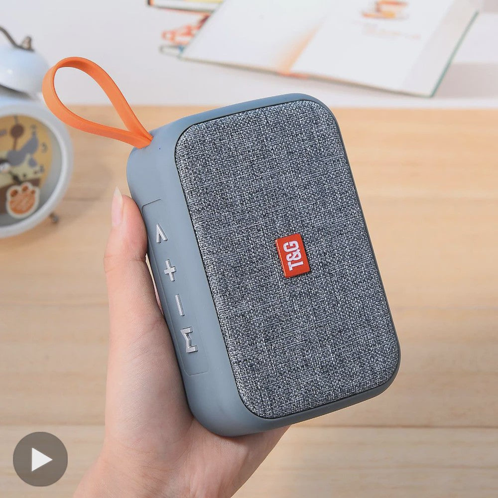 Draagbare Bluetooth Speaker met Subwoofer, FM Radio & AUX - Outdoor Muziek Box