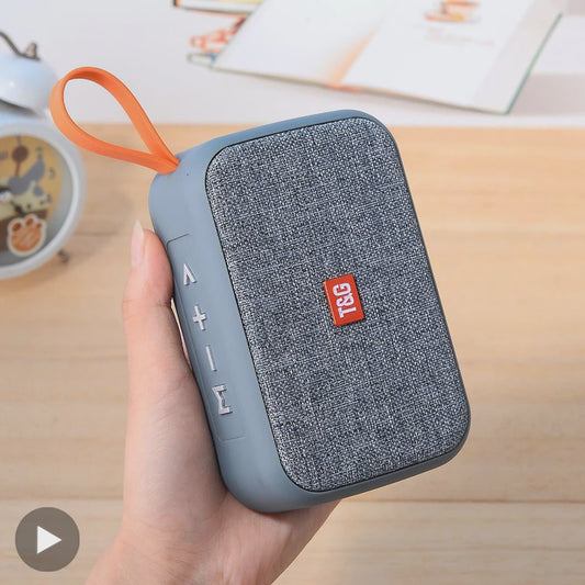 Draagbare Bluetooth Speaker met Subwoofer, FM Radio & AUX - Outdoor Muziek Box