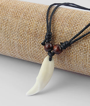 Tibetaanse Wolfstand Ketting - Imitatie Bot Amulet voor Heren & Dames