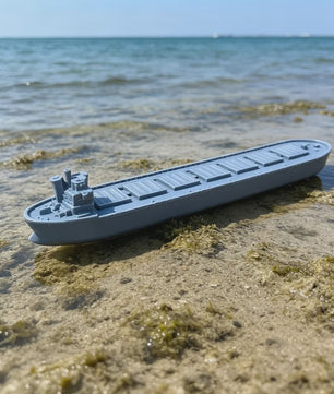 Gedetailleerd Miniatuur Vrachtschip Model - Container Cargo Ship voor Diorama, Wargaming & Maritieme Decoratie