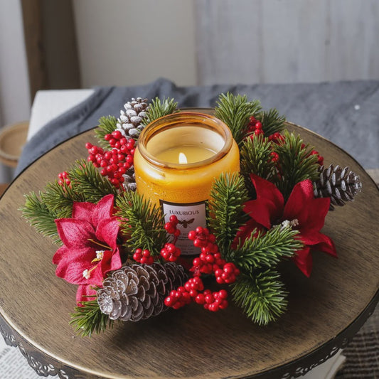 Kerst Krans met Bessen, Denneappels en Kaarsenhouder - Tafeldecoratie