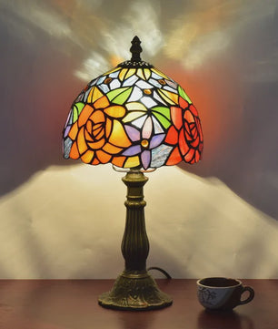 Stijlvolle Tiffany Tafellamp met Glas-in-Lood - Sfeervolle Leeslamp voor Woonkamer, Slaapkamer of Kantoor
