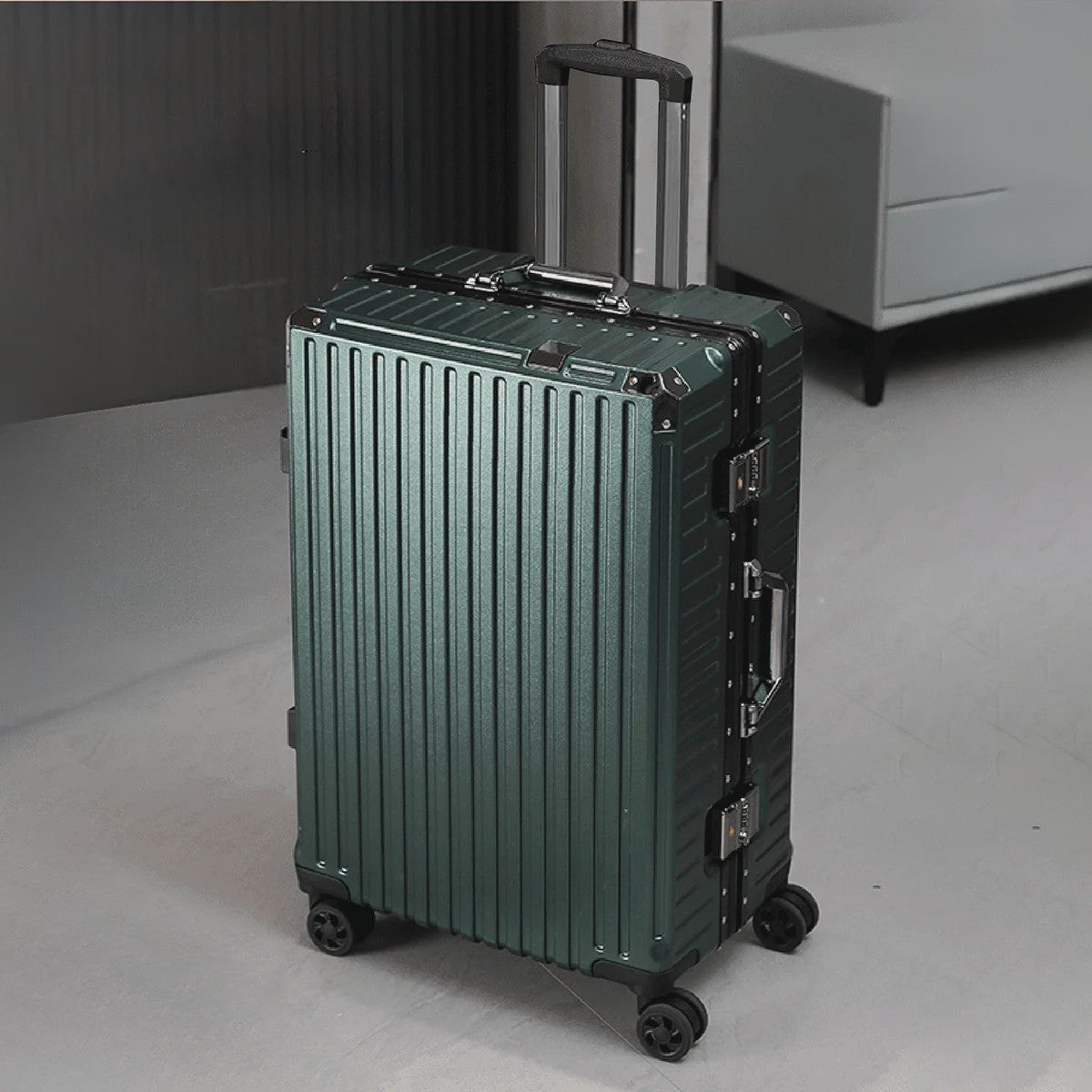 Ruime Koffer Trolley - Stevig & Duurzaam - Handbagage Geschikt - Unisex