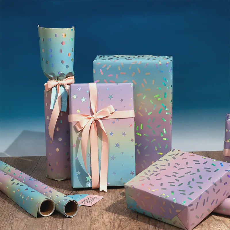 Feestelijk Regenboog Cadeaupapier met Sterren & Stippen - 43x300cm