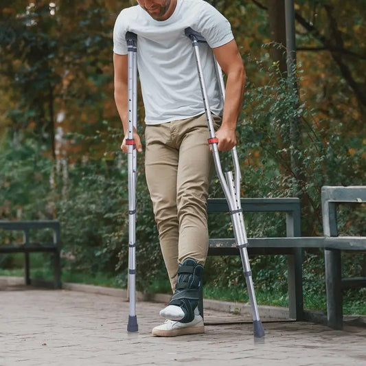 Set van 2 Verstelbare Aluminium Okselkrukken met Zachte Pads - Ideaal voor Volwassenen & Tieners na Blessure of Operatie