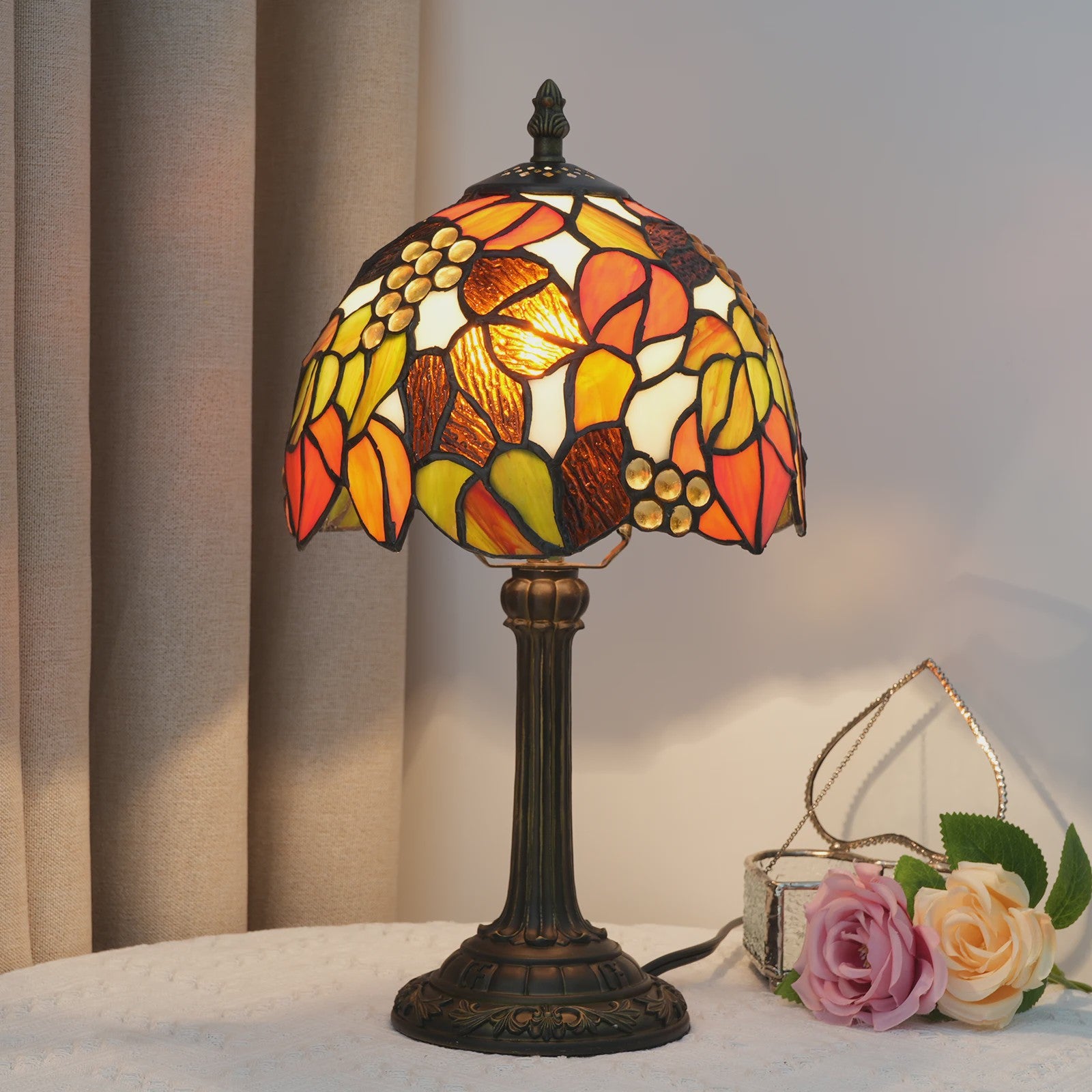 Vintage Stijl Tiffany Tafellamp - 20cm Breed Kleurrijk Glas - Sfeervolle Leeslamp