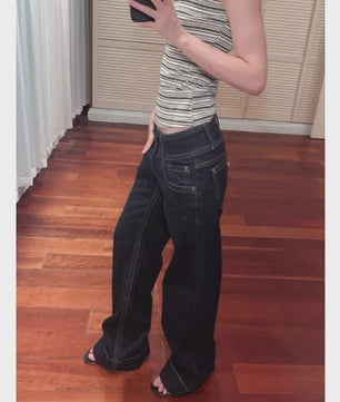 Y2K Stijl Wijde Pijpen Jeans met Lage Taille en Blauwe Knopen - Flatterend Denim