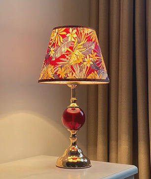 Luxe Smeedijzeren Bedlamp: Romantisch Design voor Slaapkamer & Bureau