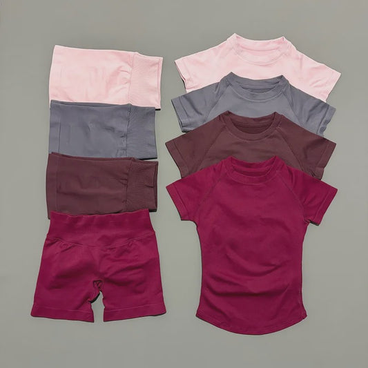 Seamless Sportset Dames: Yoga Top met Korte Mouw & Fitness Shorts