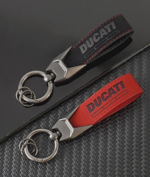 Luxe Suede Sleutelhangerhouder met Ducati Logo - Perfect Cadeau