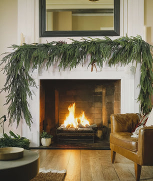 Kunstkerstkrans Norfolk Den: Luxe Groene Slinger voor Deur, Muur & Tafel - Kerstdecoratie