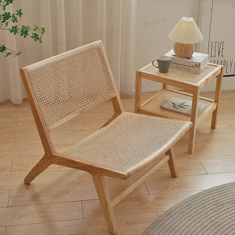 Luxe Fauteuil van Massief Hout en Rotan - Stijlvolle Relaxstoel voor Woonkamer of Balkon