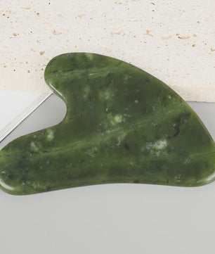 Xiuyan Jade Gua Sha Hartvorm Massagetool voor Gezicht & Nek