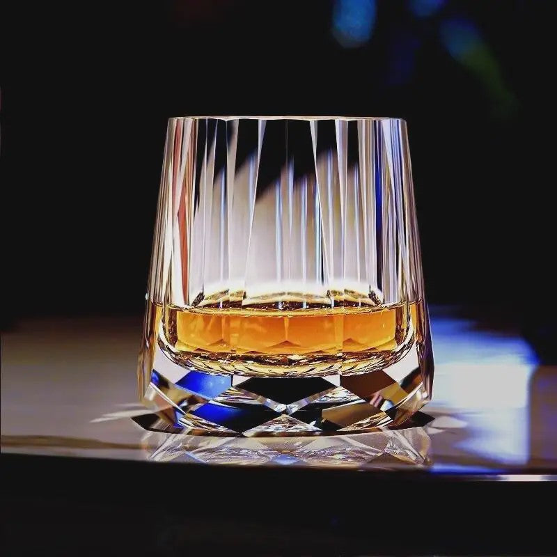 Luxe K9 Kristallen Whiskeyglas met Diamantgeslepen Design - Perfect Cadeau