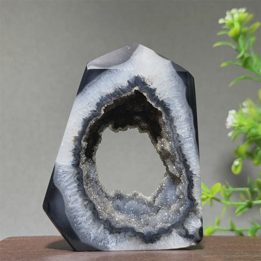 Zwarte Agaat Kristal Geode Obelisk - Natuurlijke Decoratie & Meditatie Steen