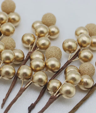 10x Gouden Bessen Decoratie Takjes - Kunstkerstboom & Krans Versiering