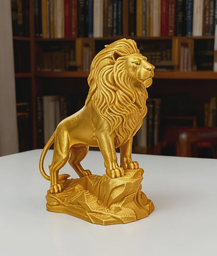 Luxe Leeuw Beeldje - Goud/Zilver Afwerking - Symbool van Moed & Loyaliteit - Decoratie voor Bureau & Kantoor