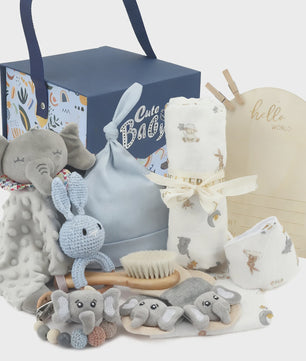 Babyshower Cadeauset Jongen - 12 Delig met Slab, Knuffel, Dekentje, Sokjes & Meer